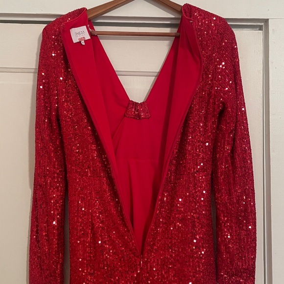 One33 Social Red Sequin Drape Dress size 8 - Picture 11 of 16